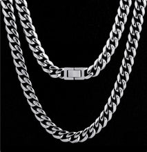 Load image into Gallery viewer, Men’s Cuban Necklace
