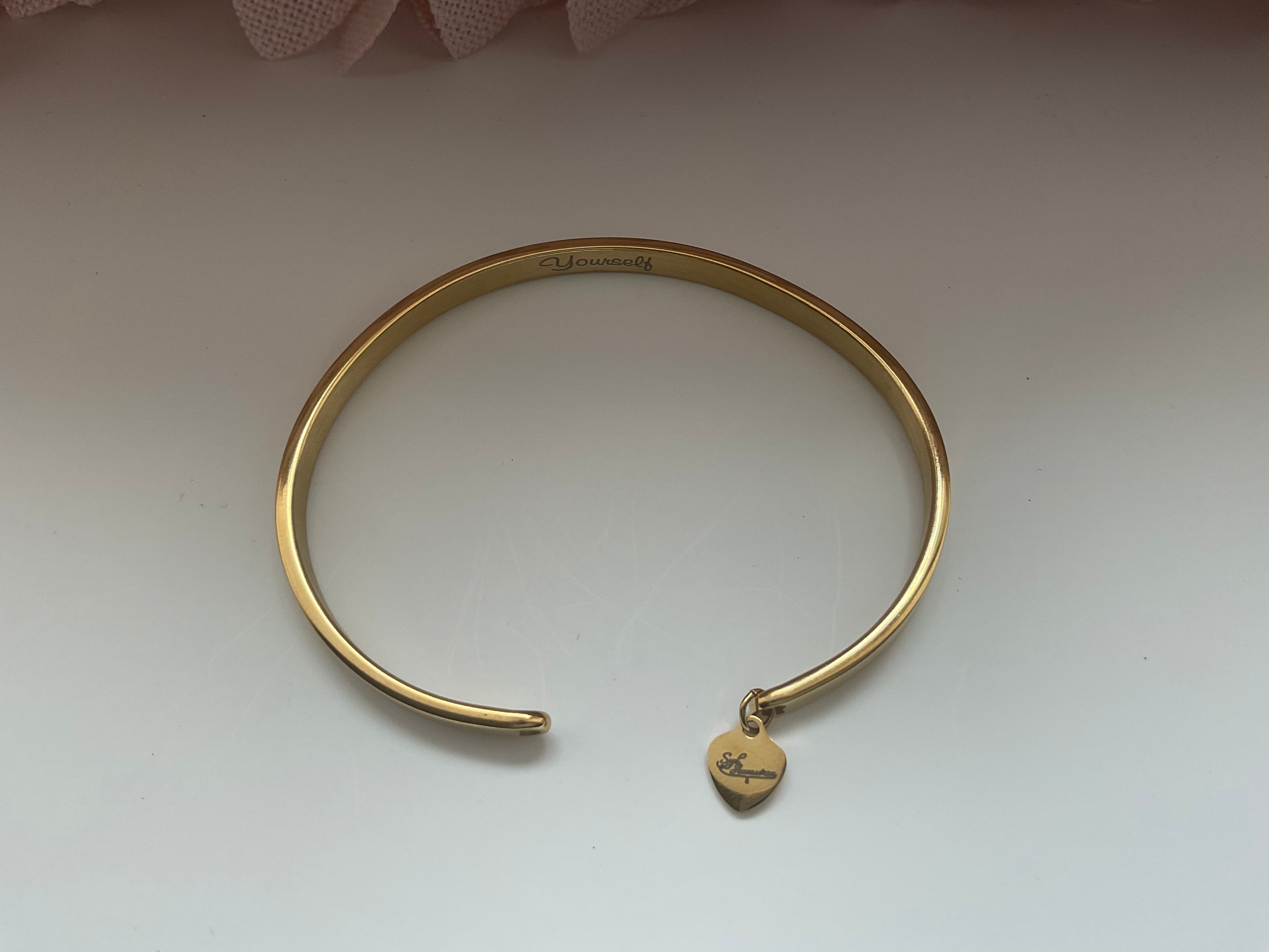 Queen Bangle