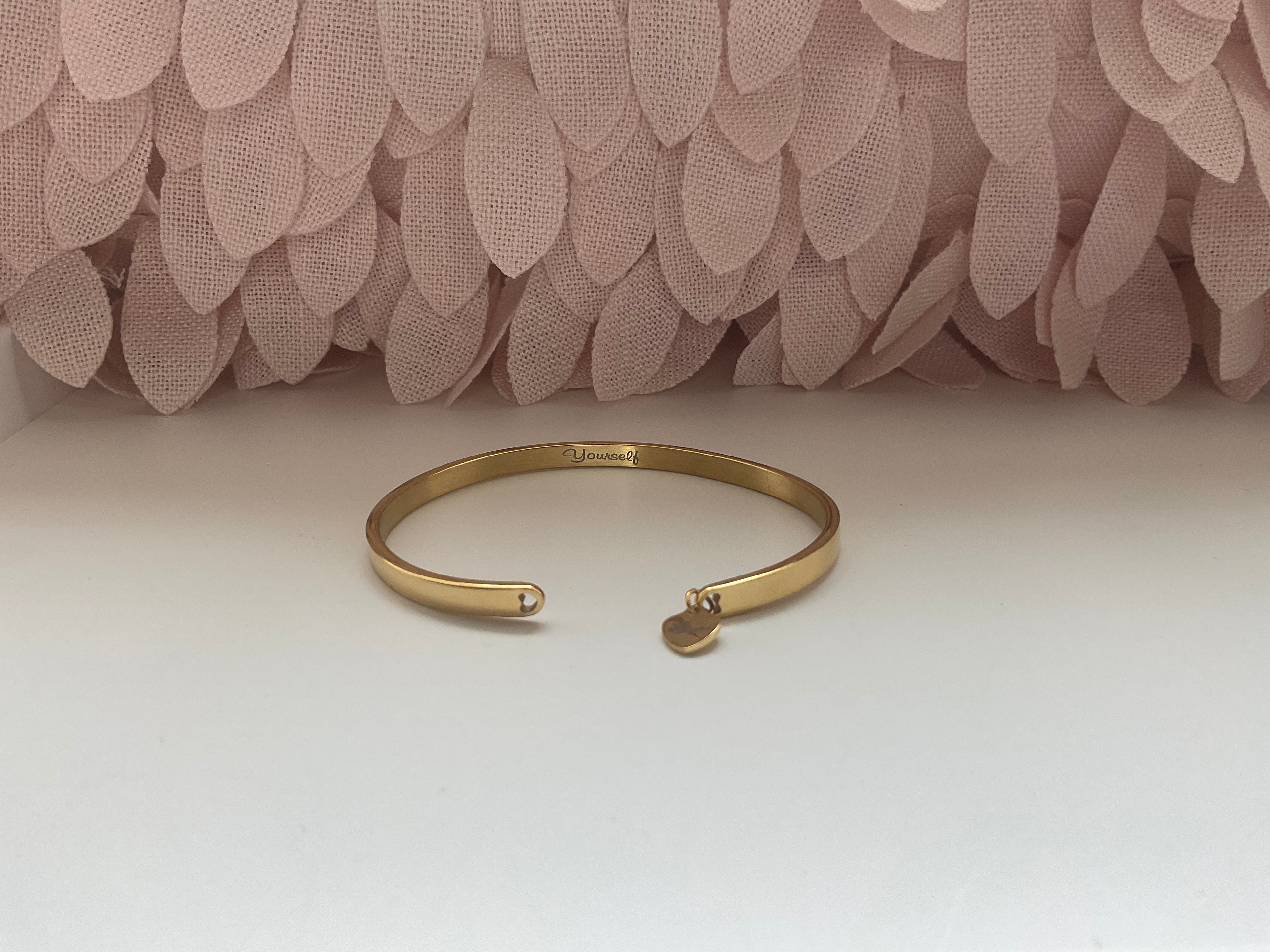 Queen Bangle